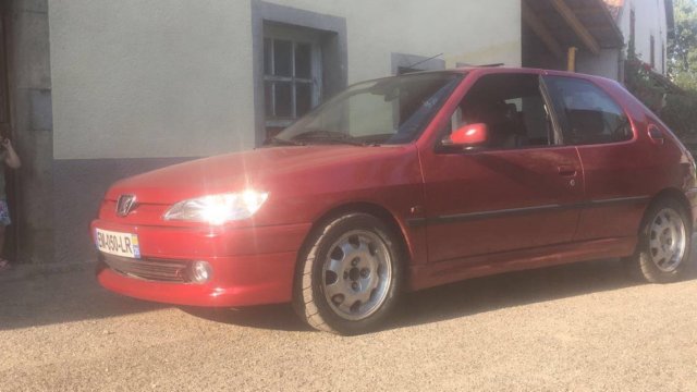 peugeot_306_s16_uo.jpg
